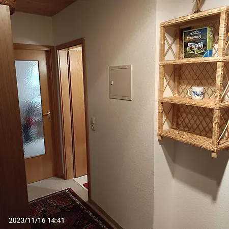 Apartment Allgaeu Vibes - Fusslaeufige Erreichbarkeit Vom Bahnhof, Echte Flatrate Fuer Internet Festnetz, Mit Aussicht, Wettergeschuetzter Balkon