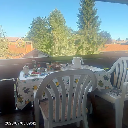 Apartment Allgaeu Vibes - Fusslaeufige Erreichbarkeit Vom Bahnhof, Echte Flatrate Fuer Internet Festnetz, Mit Aussicht, Wettergeschuetzter Balkon